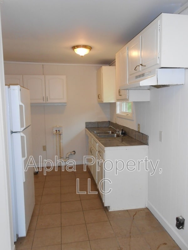 Photo - 212 Campbell Ave