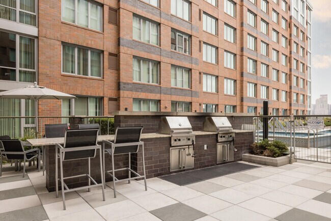 RiverTrace at Port Imperial