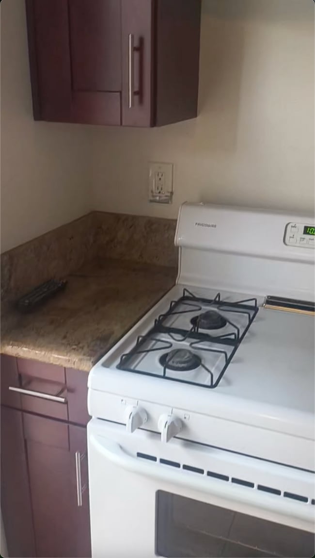 Kitchen 2 - 13137 Hartland St Unit guesthouse