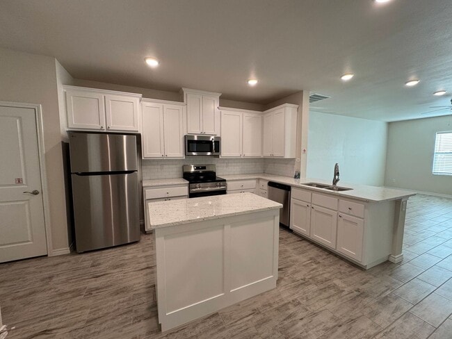 Photo - 5110 Rose Petal Ct