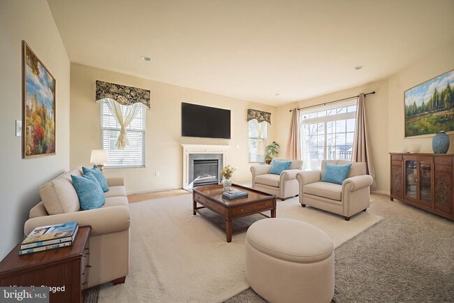 Photo - 15417 Papillon Pl