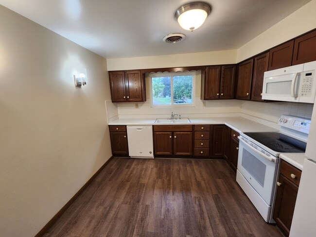 3618 37th Ave Unit 3