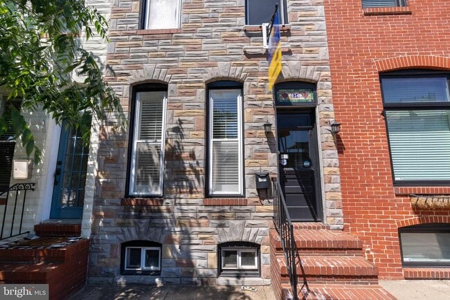 Photo - 834 S East Ave Townhome
