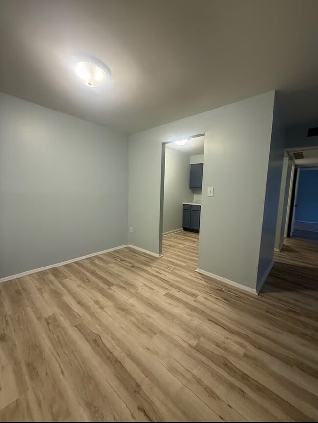 Photo - 2971 Four Towers Dr Unit 5