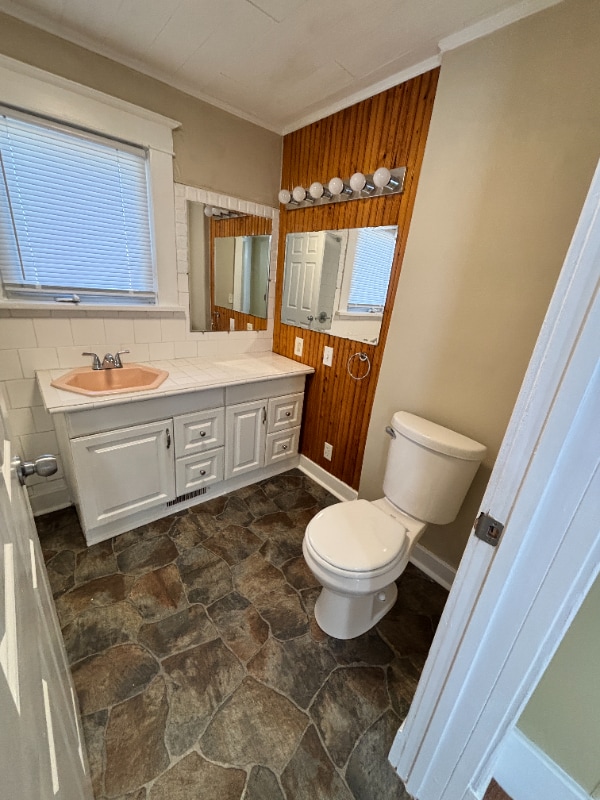 Photo - 645 Phillips St