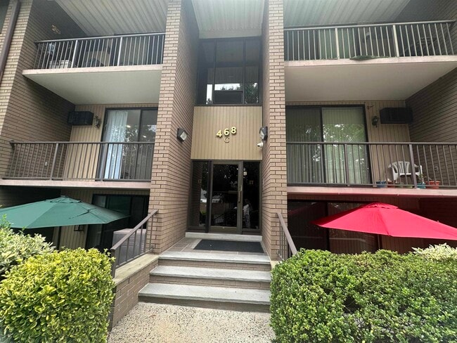Building Photo - 468 Liberty St Unit 209 Rental