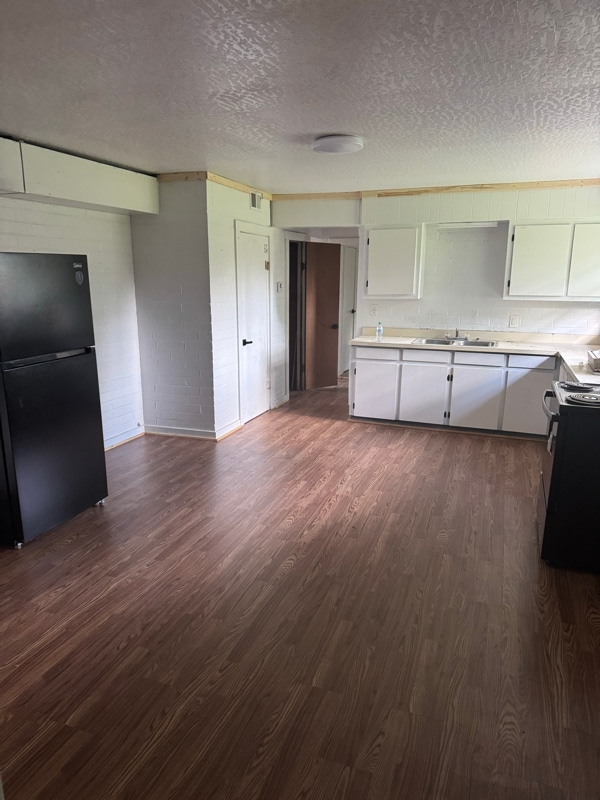 Photo - 404 Cobb Ave