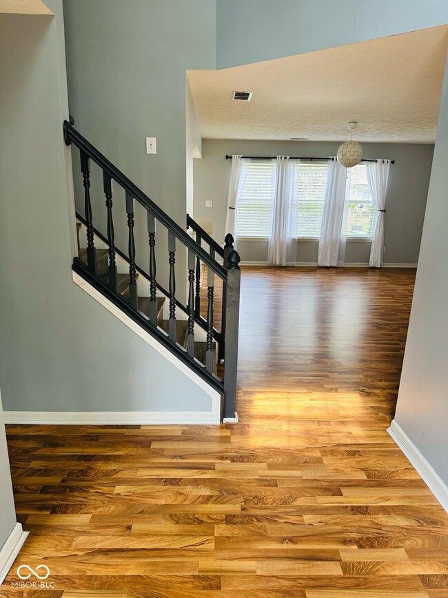 Photo - 6932 Thousand Oaks Ln