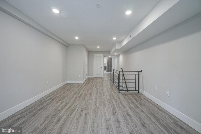 Building Photo - 758 N Uber St