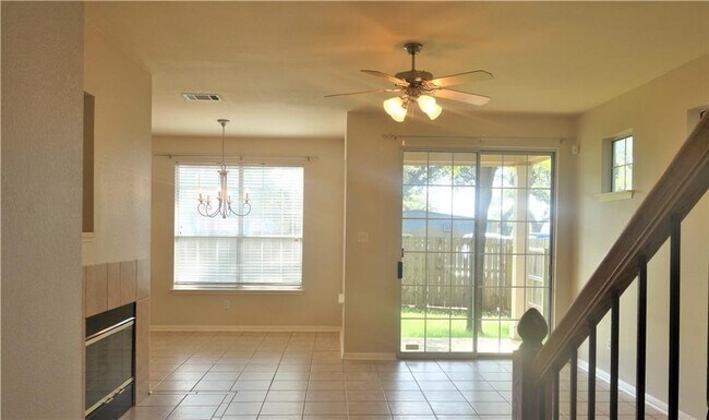 Photo - 8518 Cahill Dr Unit 8