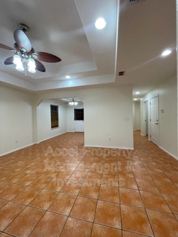 Photo - 1606 S Kumquat St