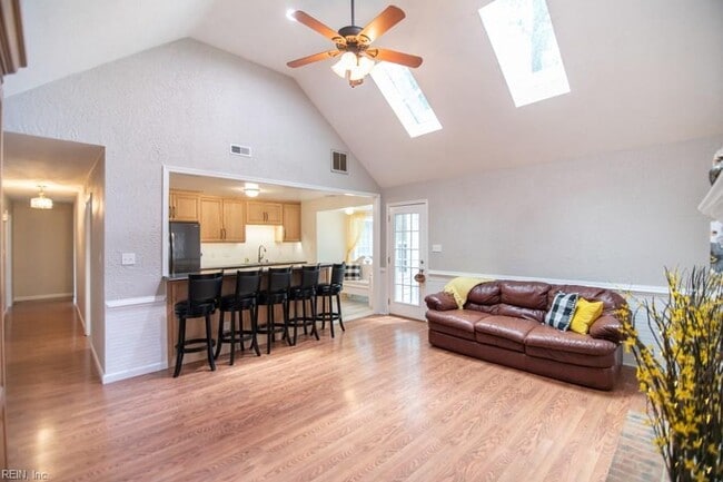 Photo - 1414 Plantation Lakes Cir Casa