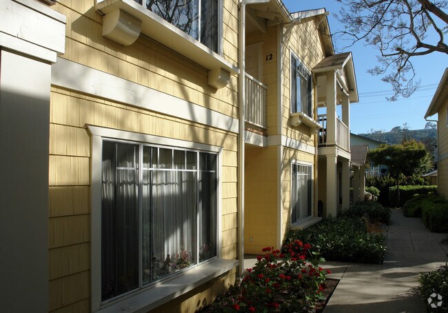 Photo - Cottage Gardens Apartments