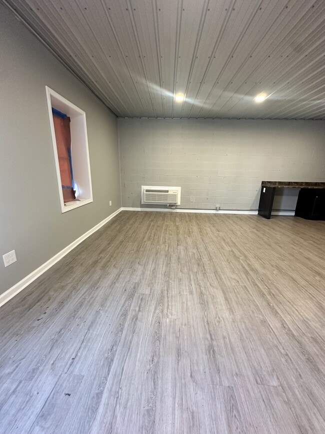 Photo - 115 Means Ave