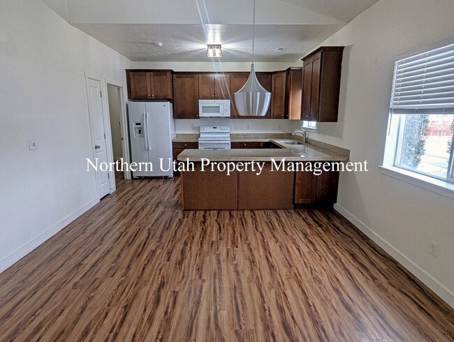 Photo - 4 Bed, 2 Bath, HVAC Unit 1