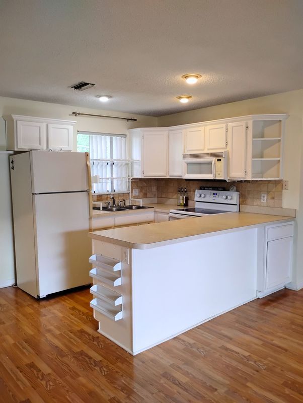 Photo - 4973 91st Ave Unit 12 (C)