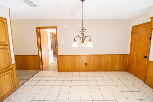 Photo - 3/2/2 on Cul de Sac South Lubbock.