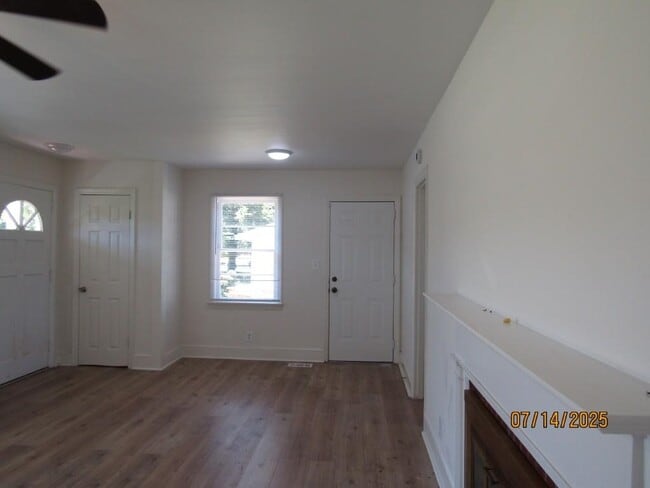 Photo - 608 13th Ave S