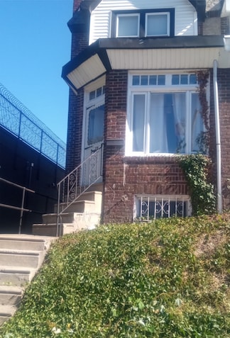 Building Photo - 1717 S Edgewood St