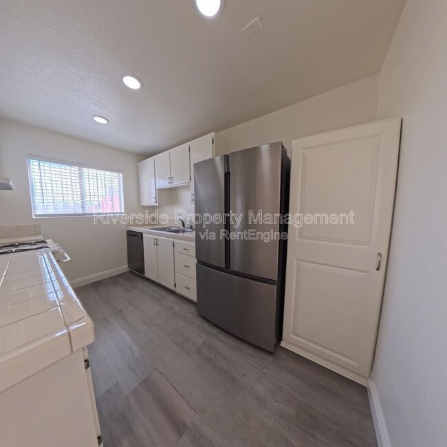 Photo - 2255 Cahuilla St Unit 105