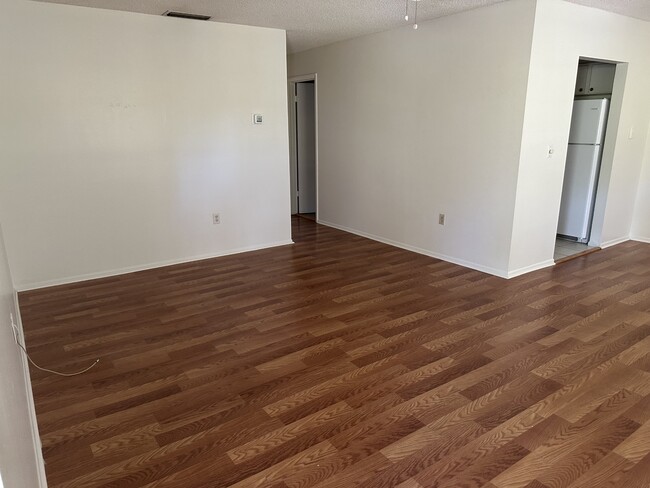 Photo - 4800 Rilma Ave