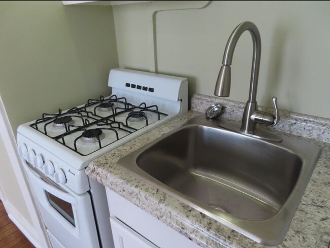 Photo - Fulton Manor