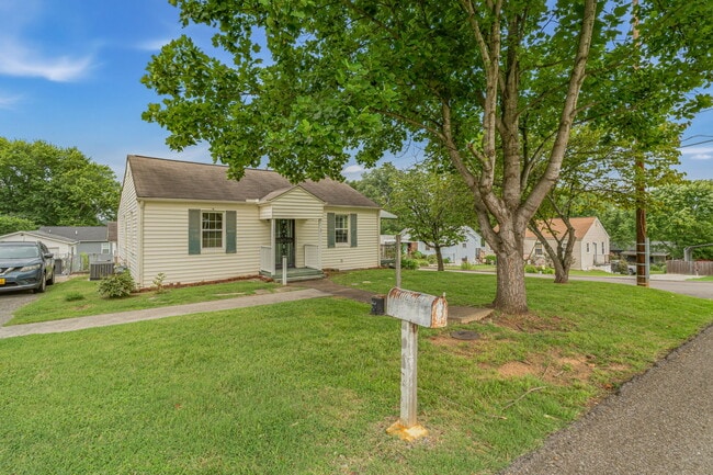 Photo - 1315 E Red Bud Rd