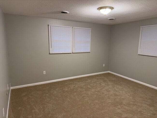 Photo - 104 Ford St Unidad D Rental