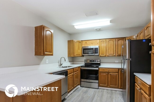 Photo - 624 75th St N