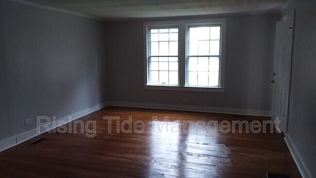 Photo - 101 22nd Ave NE