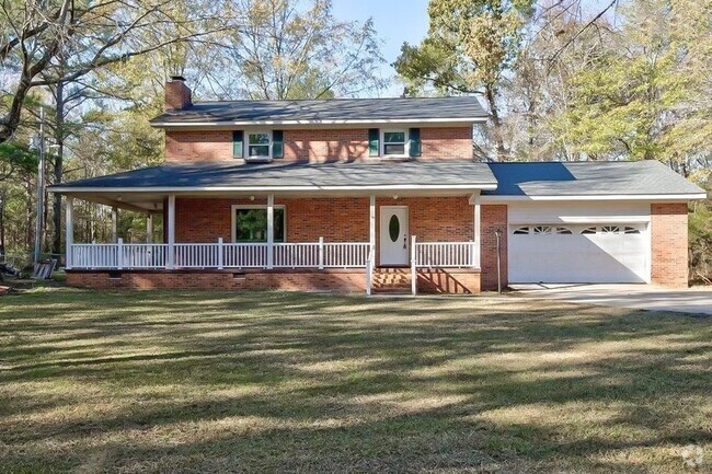 Building Photo - Stunning Home!
