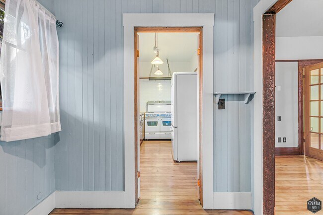 Photo - 30 Paloma Ave