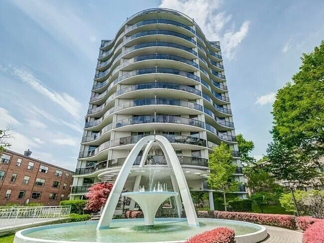 Photo - 44 Walmer Rd