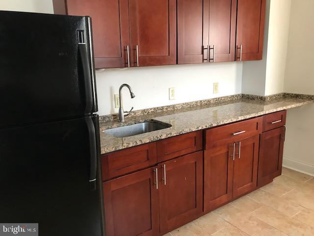Building Photo - 1404 S 5th St Unit 3RD FLOOR Rental