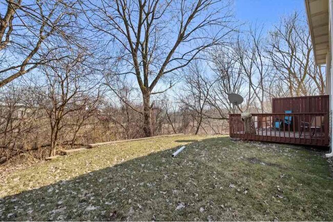 Photo - 1933 Sheridan Rd