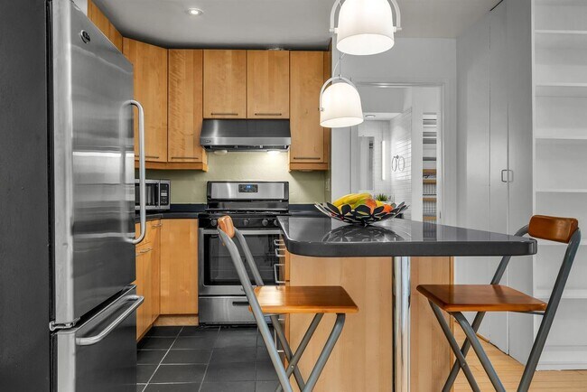 Photo - 1222 N Olive Dr