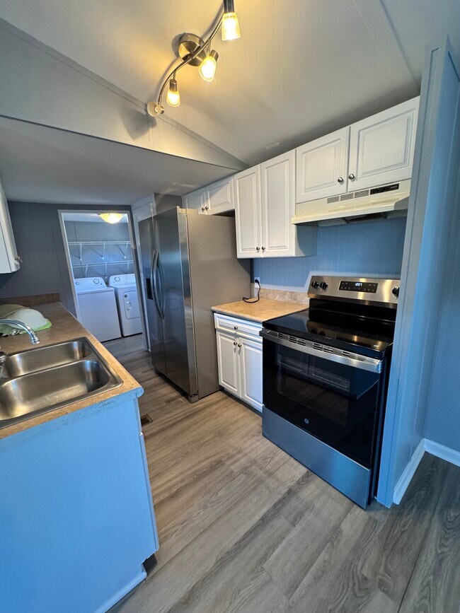 Photo - 3739 Whispering Pines Dr