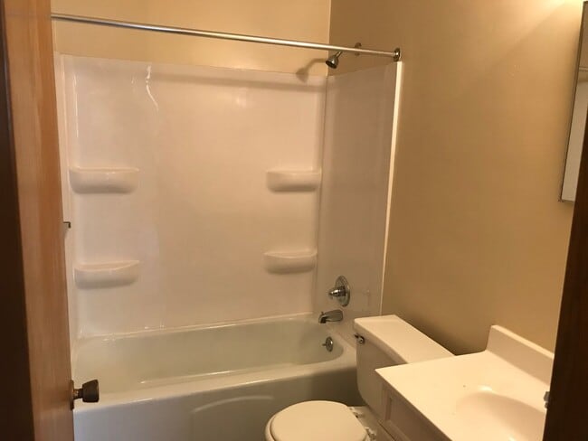 Photo - Forestview 1 Bedroom Lower Unit Unit 1526-8