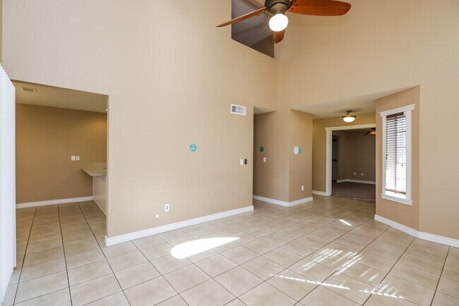 Photo - 1915 S 39th St