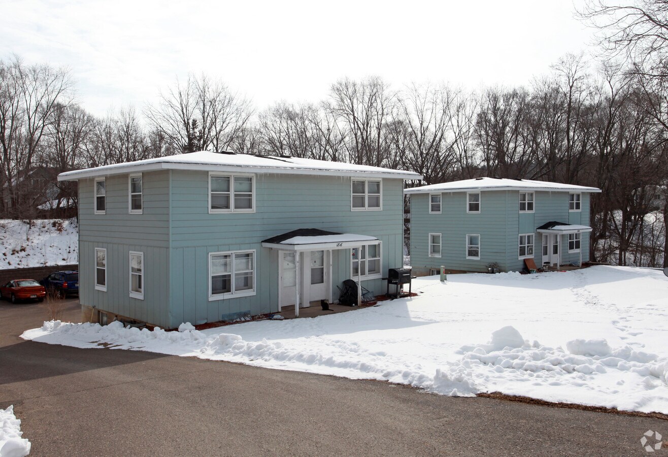 Photo - 1819 4th St E Apartments