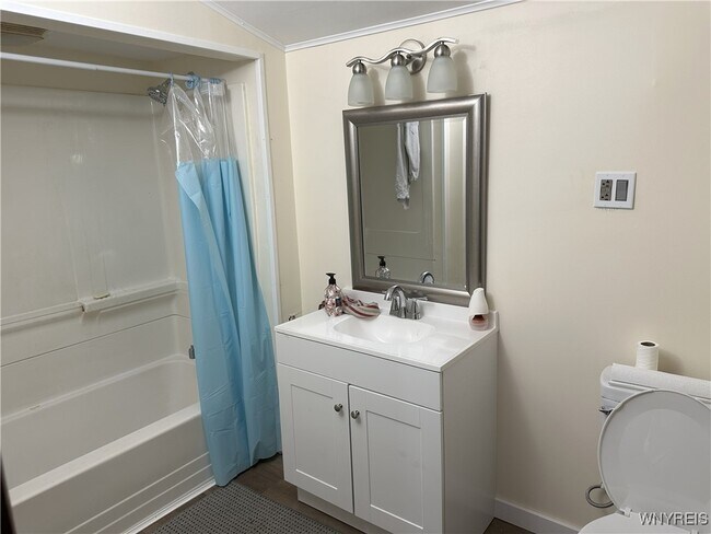 Photo - 801 West Ave