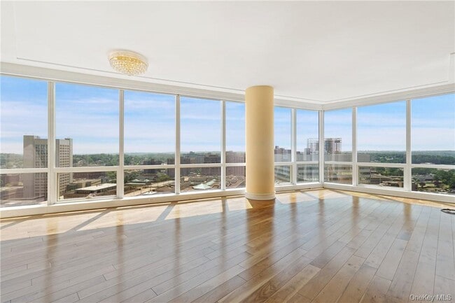 Photo - 1 Renaissance Square Unit 21E