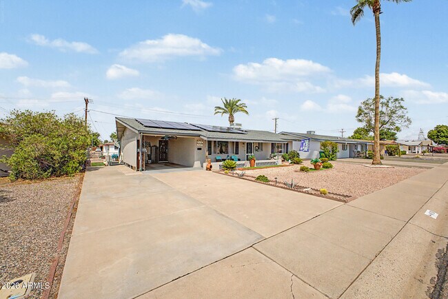 410 N 56th Pl