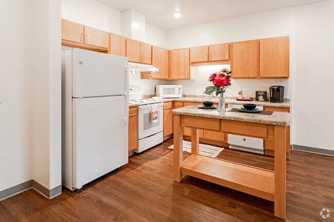 2BR, 1BA - Dublin Heights