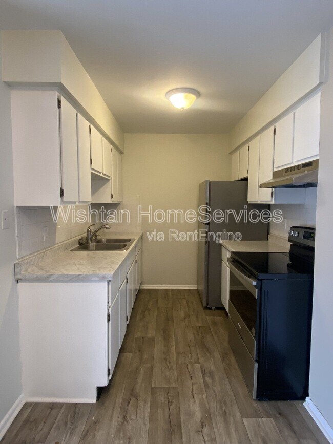 Photo - 219 Charleston Blvd Unit 1