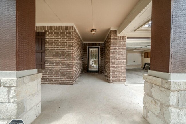 Photo - 304 Jack Ryan Ln