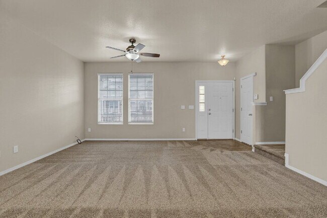 Photo - Spacious 3-Bed End-Unit Townhome with Moun...