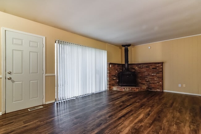 Photo - 3232 Bluebell Ln