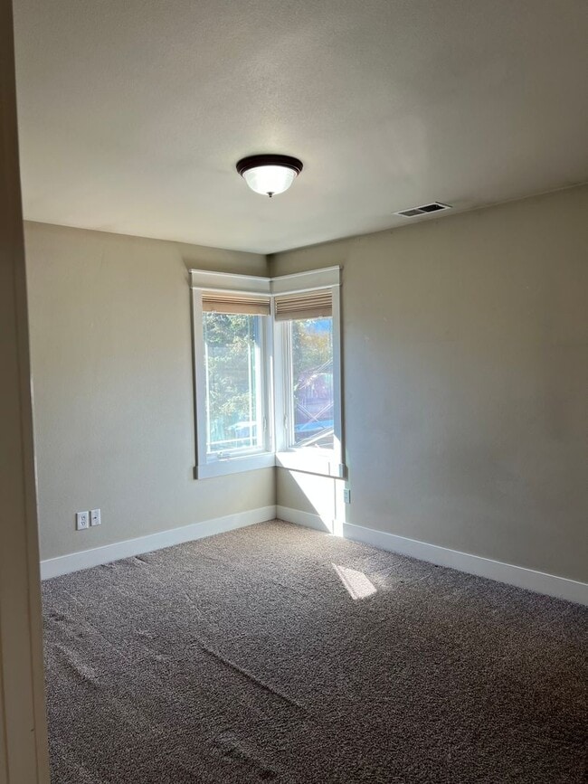 Photo - Beautiful Home in Downtown Bend