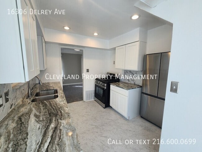 Photo - 16306 Delrey Ave